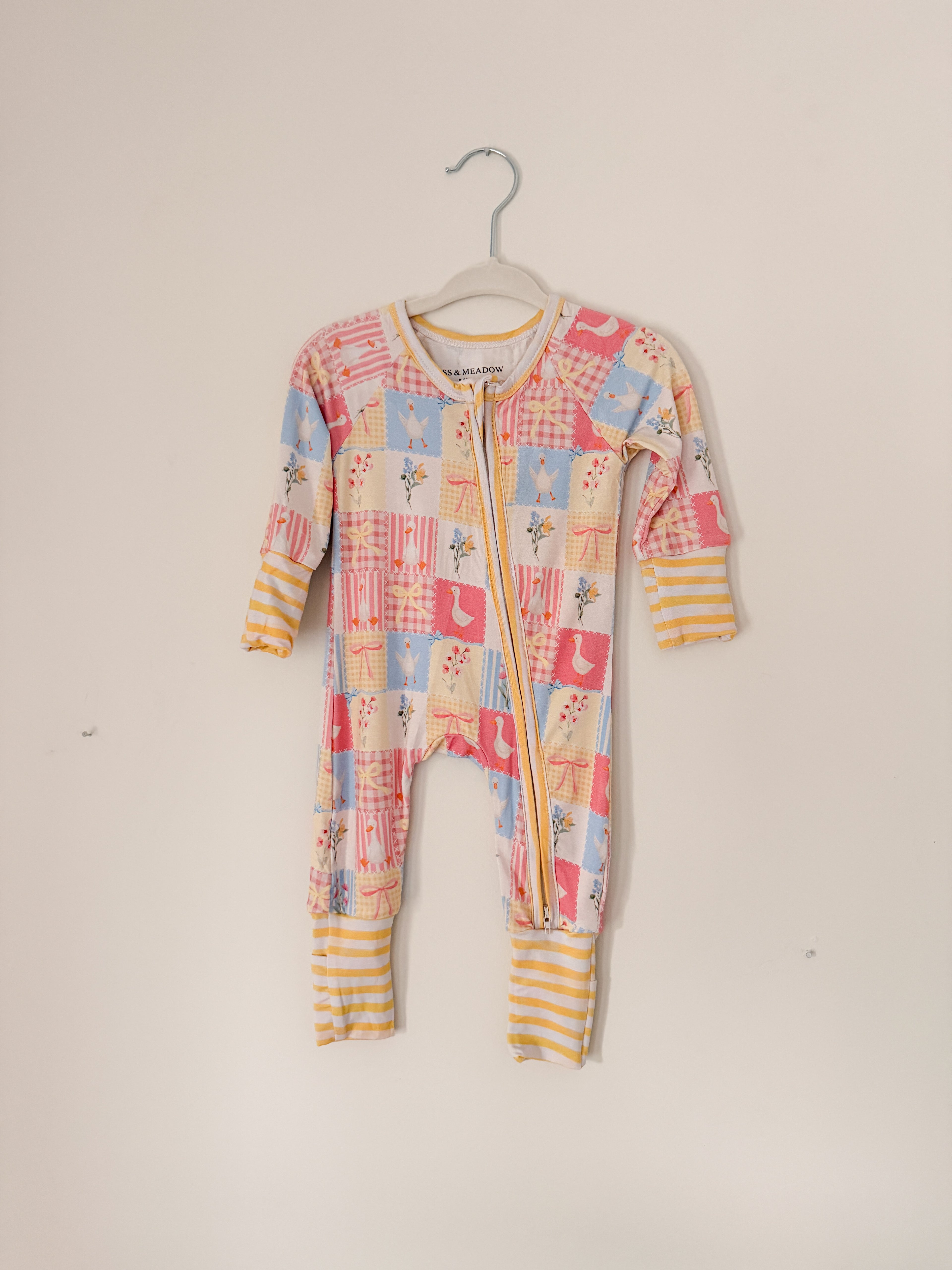 Goose Patchwork Zippy